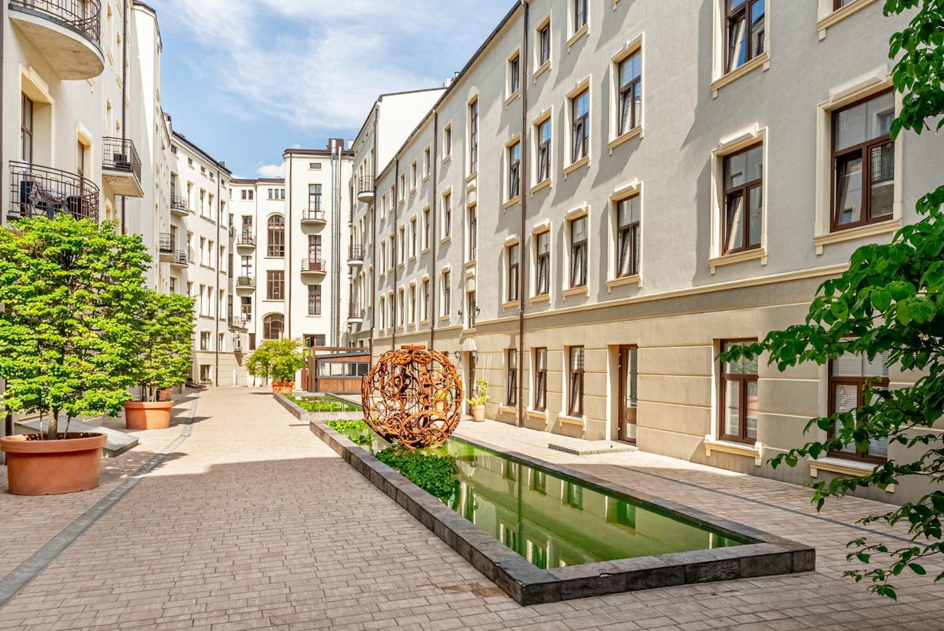 Gold City Point Piotrkowska 37 Лодзь Экстерьер фото